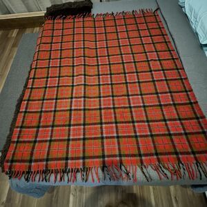Vtg 58x51  Faribo Fluff-Loomed Wool Plaid Blanket Faribault Woolen Mill USA